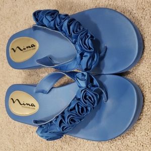 Nina satin flower flip flops Size 9